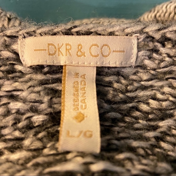 DKR & Co  women’s grey sweater in size large - Picture 3 of 5